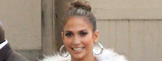 Jennifer Lopez - Idol Candid